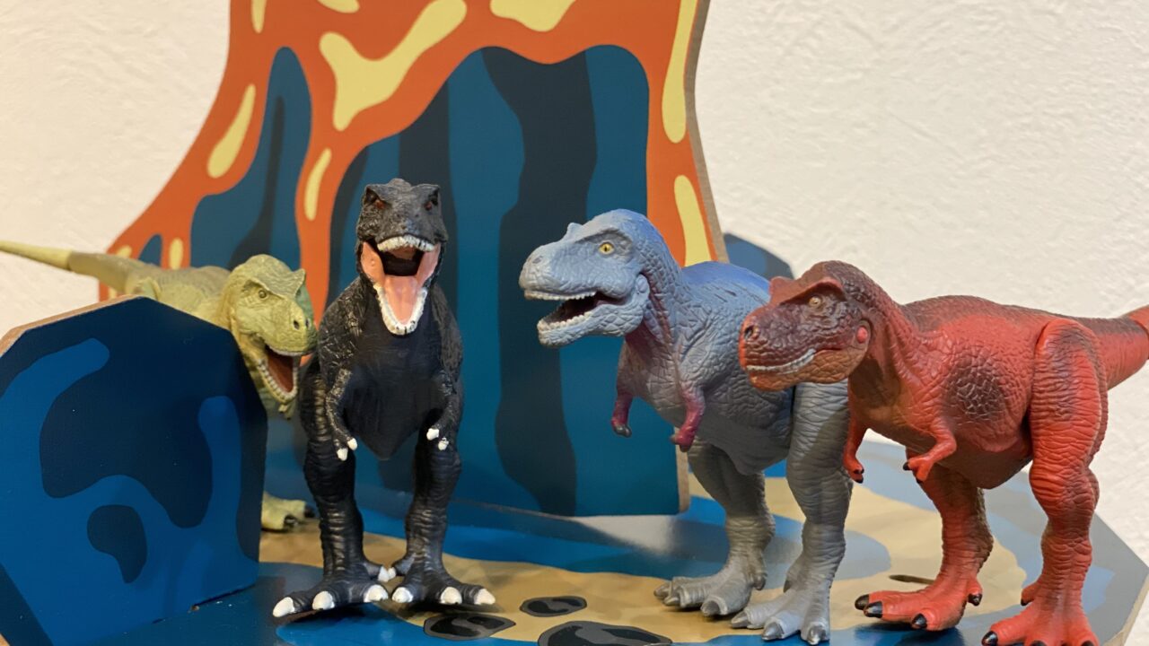 子供が欲しがる リアルな恐竜フィギュアを一挙大公開 みんなの子育てメモサイト Komemo